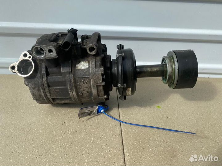 Компрессор кондиционера Volkswagen Touareg