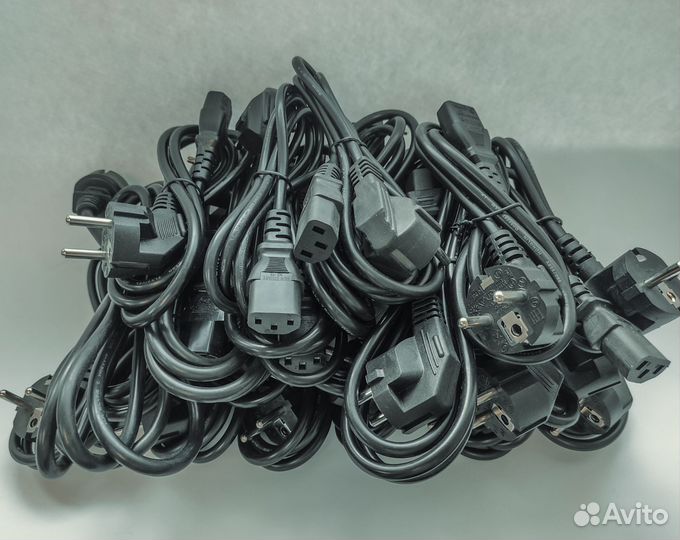 Кабель питания для компьютера и периферии