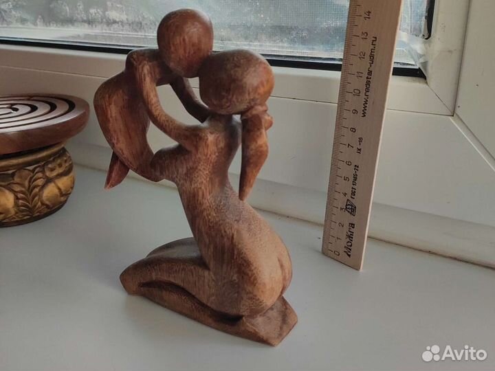 Сувенир сандал дерево
