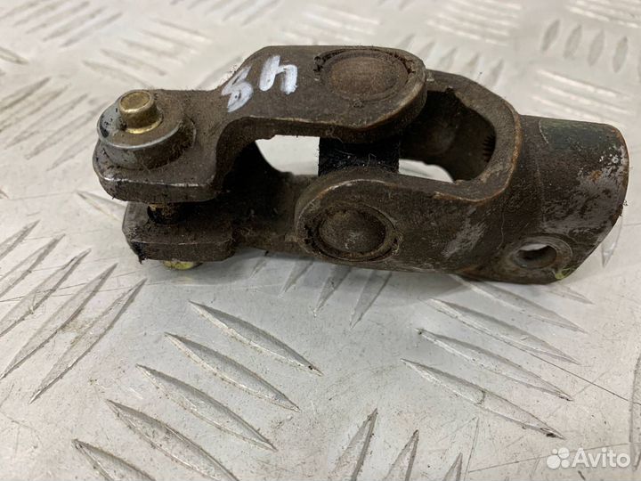 Б/У рулевой карданчик Mazda Demio 1 DW3W B3 1.3 Л