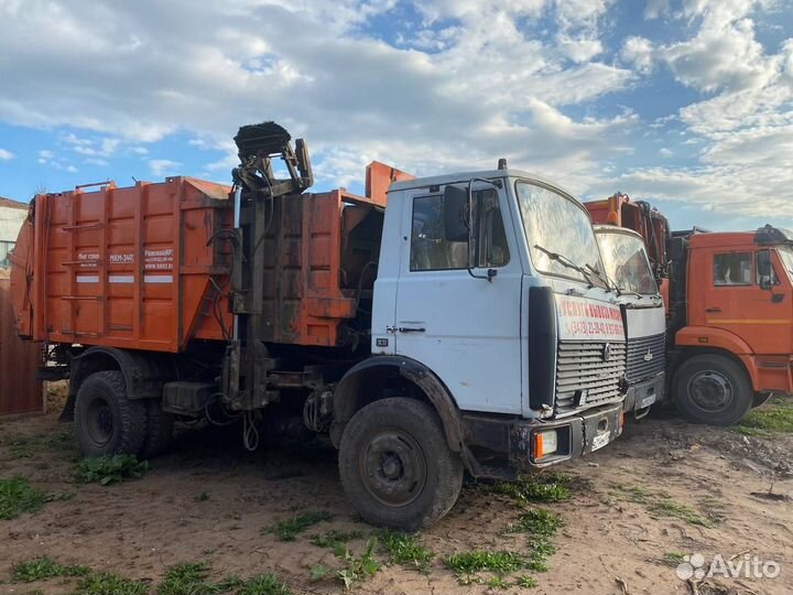 Маз-5337А2 мусоровоз ко-44933