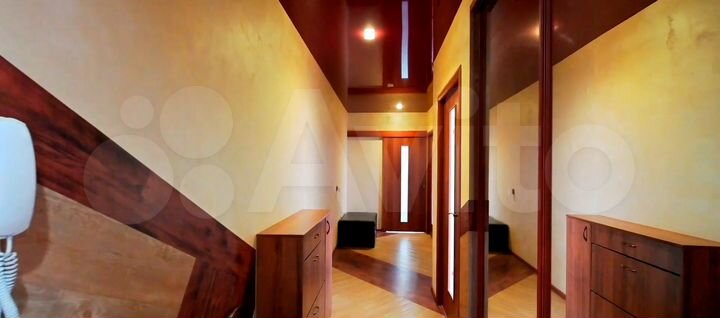 3-к. квартира, 70,5 м², 8/16 эт.