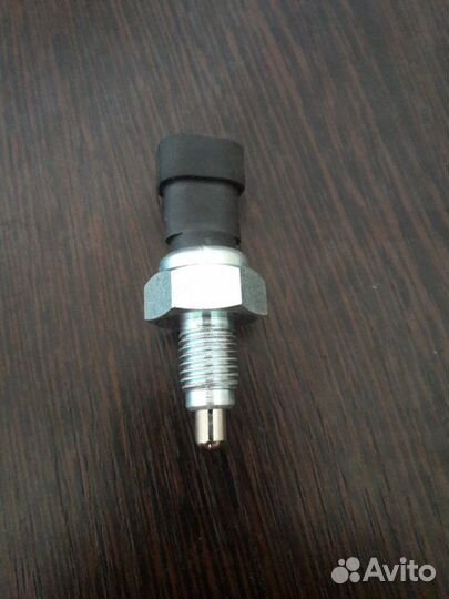 Датчик заднего хода (лягушка) опель корса д