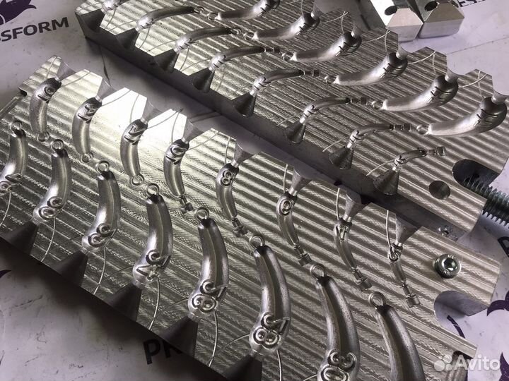 Форма чпу для литья грузил (банан, 2-32)