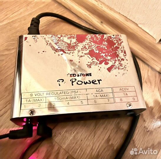 Блок питания для гитарных педалей