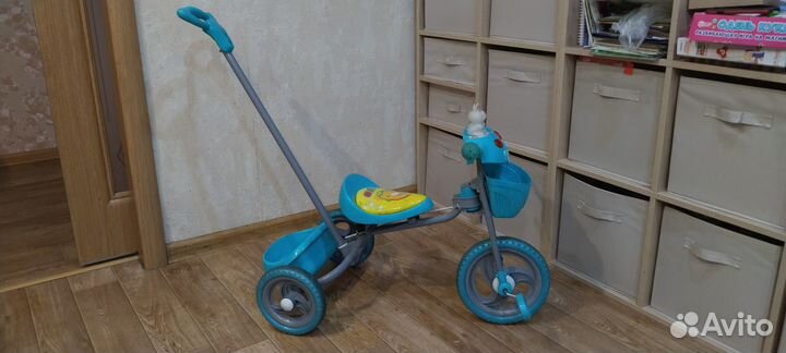 Трехколесный велосипед