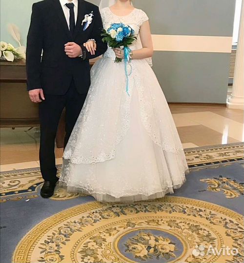 Свадебное платье