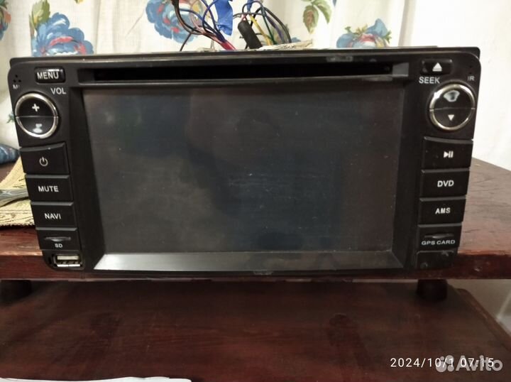 Двух диновая магнитола