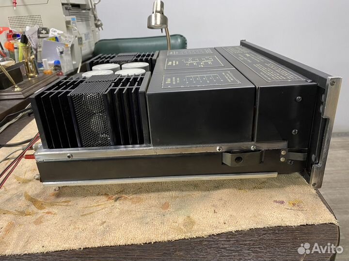 Усилитель Mcintosh MC2125