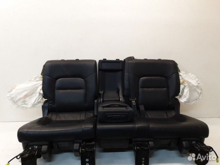 Сиденья задняя Toyota Land Cruiser 200 2016