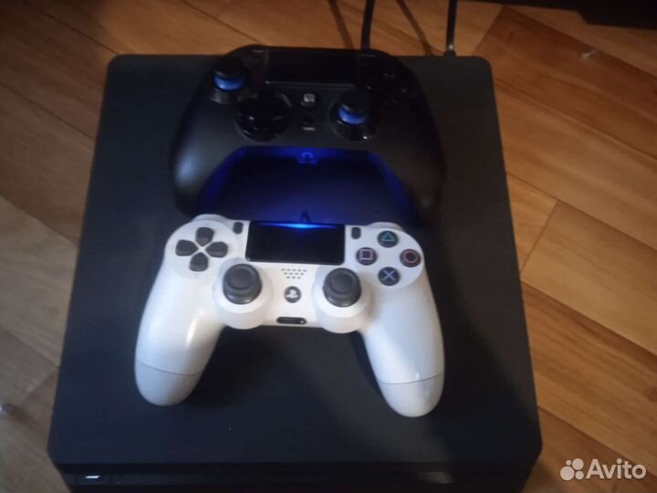 Sony playstation 4 PS4 slim