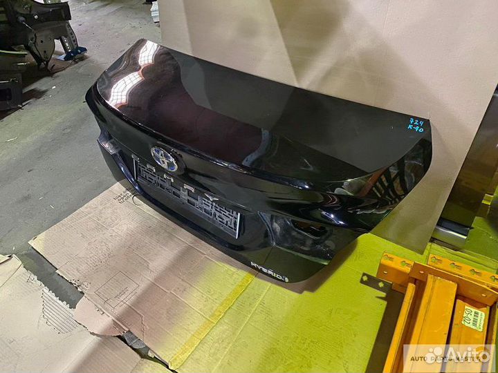 Дверь багажника Toyota Camry 70 2020-2024