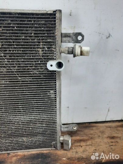 Радиатор кондиционера Audi A6 C6 (S6 седан 2.0
