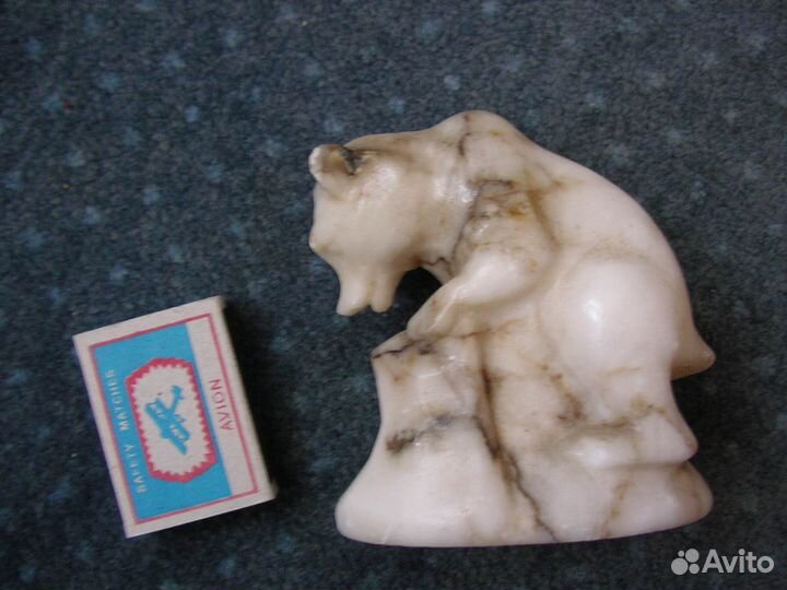 Фигурка из мрамора «Медведь»