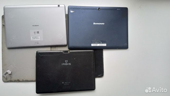 Планшеты 3 шт (не рабочие)