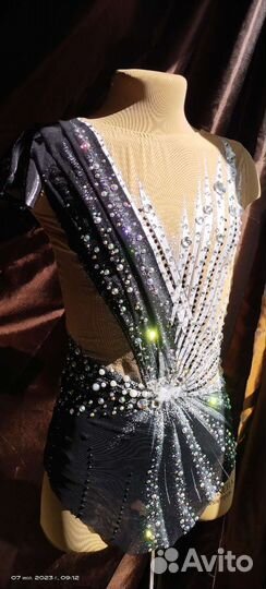 Купальник для художественной гимнастики