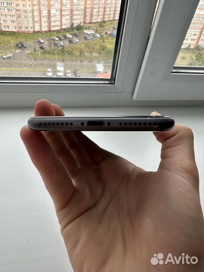 iPhone 8 Plus, 128 ГБ