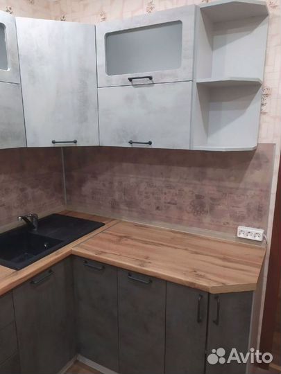 Кухня новая