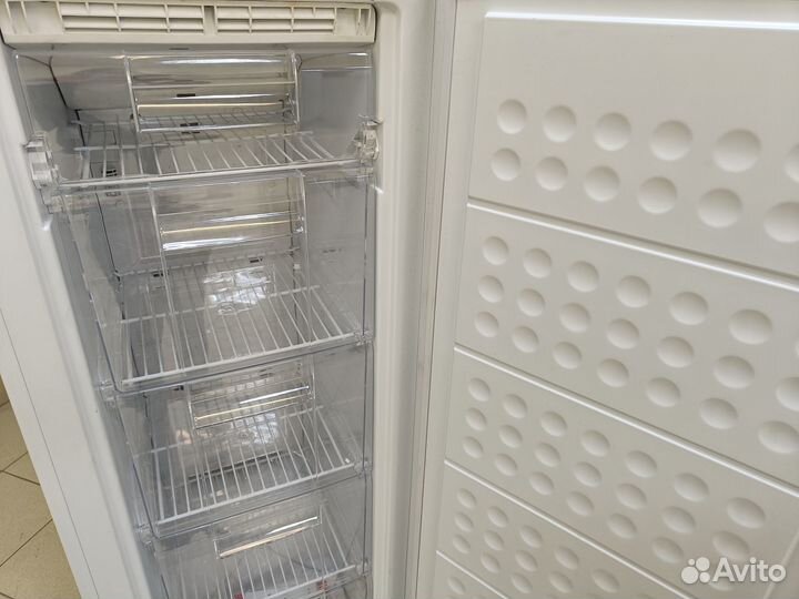 Морозильная камера новая Shivaki