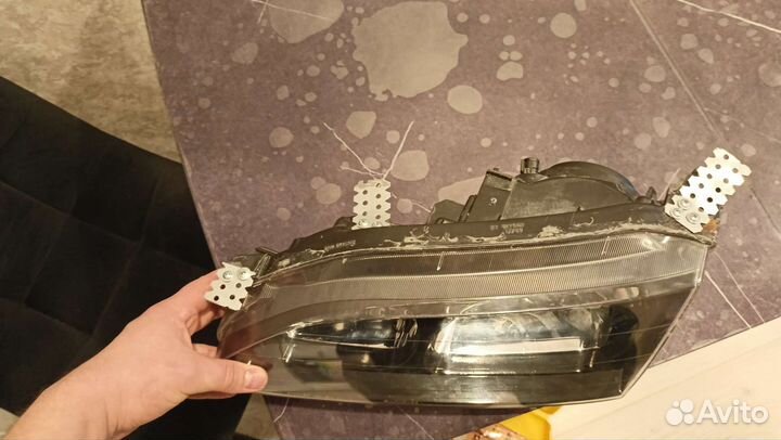 Фара левая Toyota Levin Trueno ae110/ae111