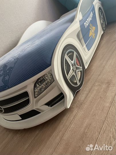 Кровать машина