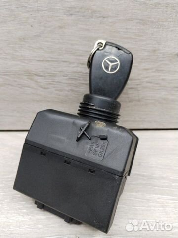 Замок зажигания с ключом Mercedes C-Class Coupe