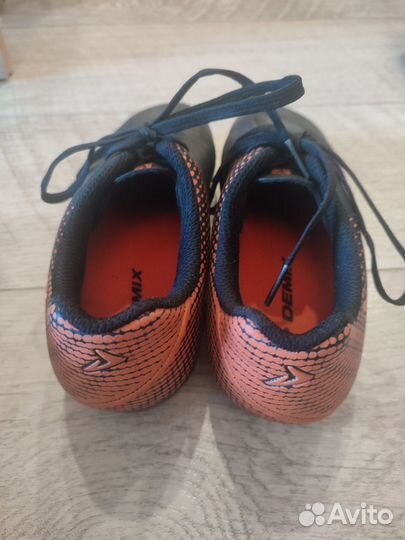 Футбольные бутсы