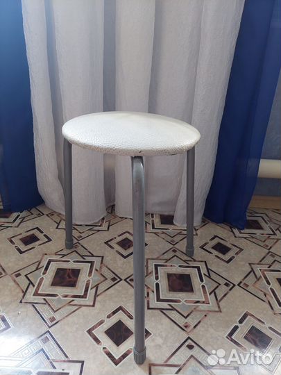 Табуретка