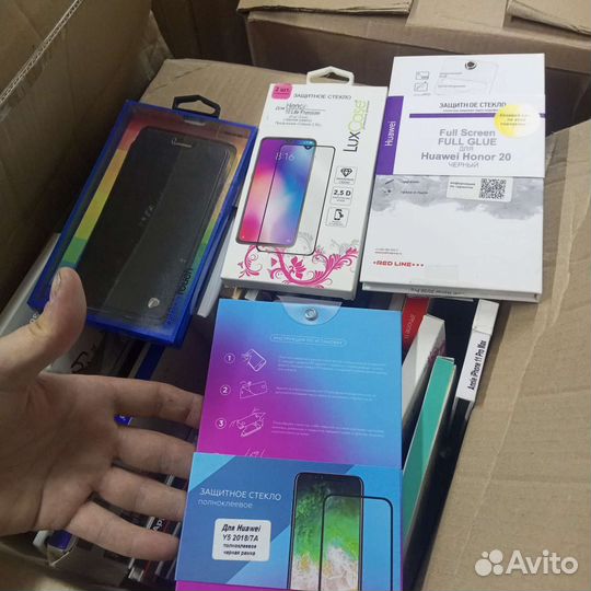 Чехлы,стекла,бампера и др.опт и розница(склад)