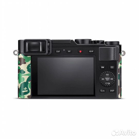 Leica D-Lux 7 “A bathing APE X stash” Limited