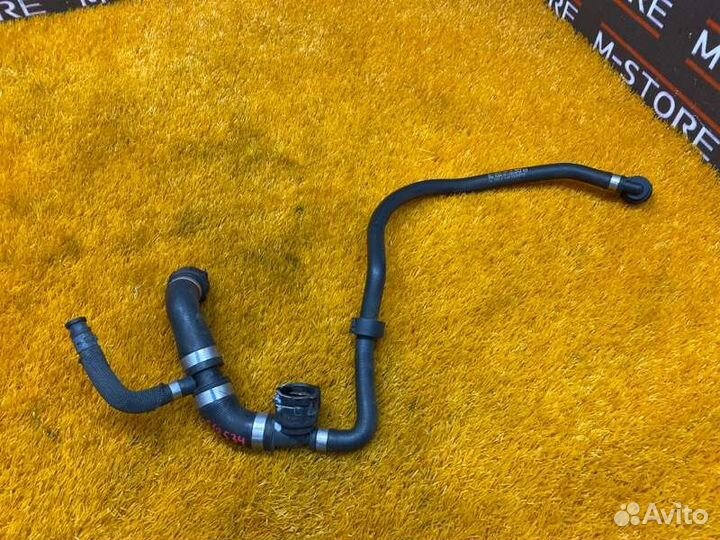 Патрубок системы охлаждения Mercedes-Benz C-Class