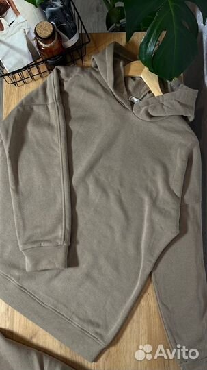 Костюм женский