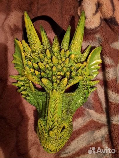 Маска дракона