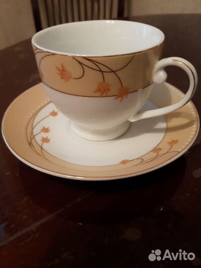 Чашка с блюдцем для кофе