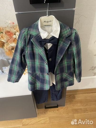 Костюм детский новый