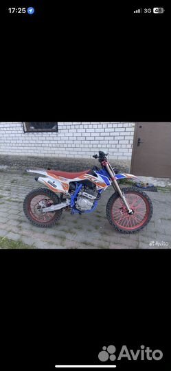 Продаю мотоцикл кроссовый