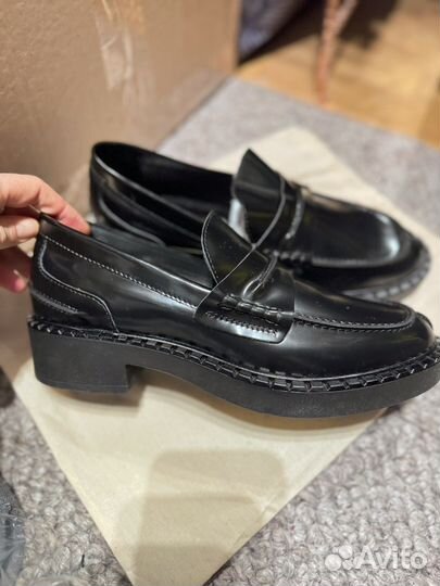 Лоферы женские 39 размер