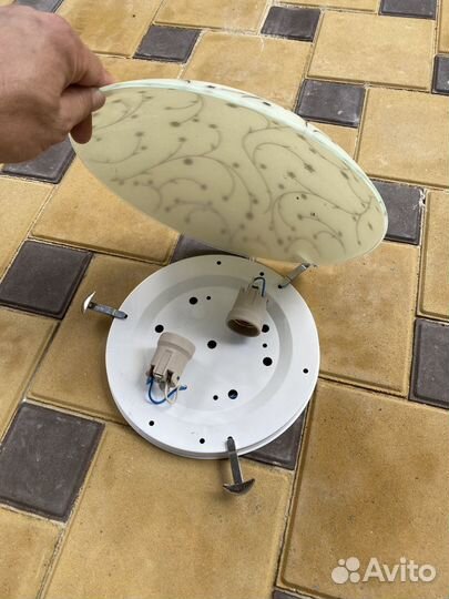 Светильники настенный и потолочный