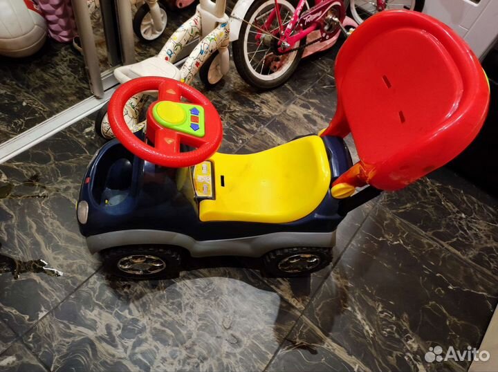 Машинка-каталка