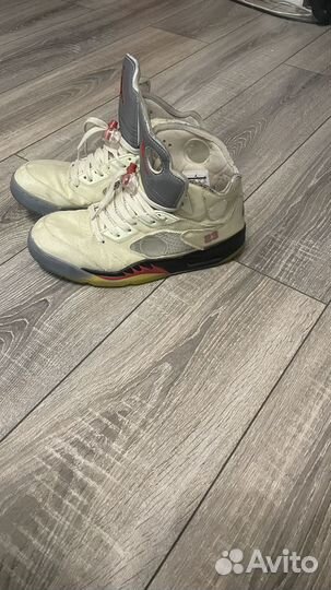 Nike jordan 5 off white