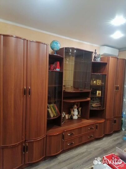 Стенка в гостиную бу