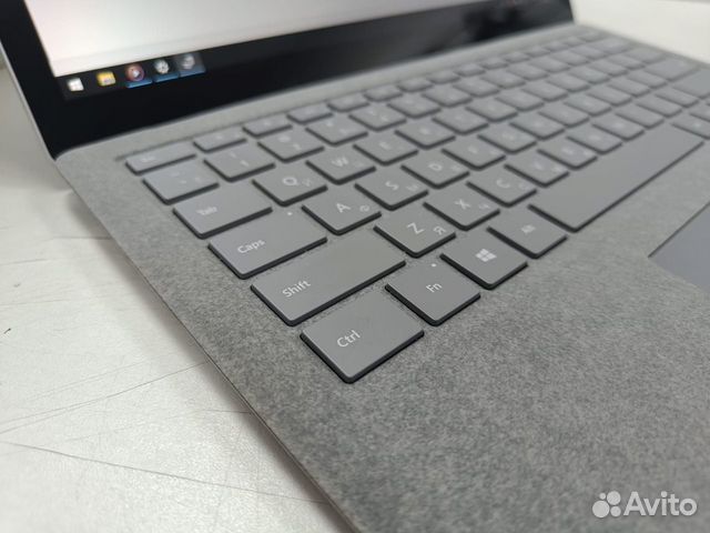 Ноутбук Microsoft Surface Laptop 2 i5/8/256 объявление продам