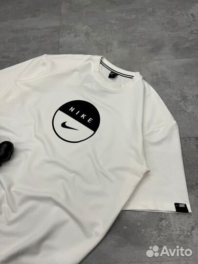 Футболка nike oversize white