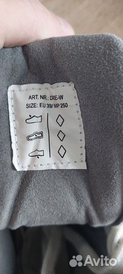 Коньки женские 39 размер