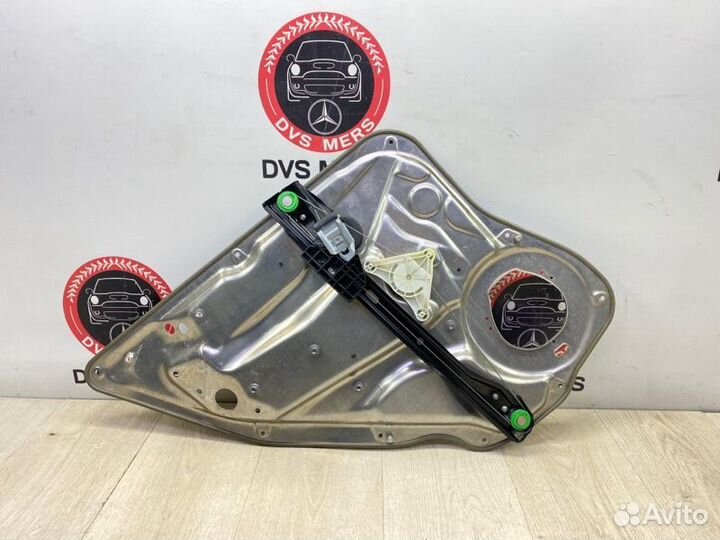 Стеклоподъемник двери задний правый Mercedes E