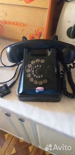 Старинный телефон СССР