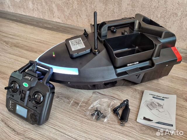 Прикормочный кораблик с gps 40 точек