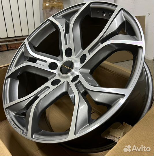 Диски на Toyota Land Cruiser 200 R22