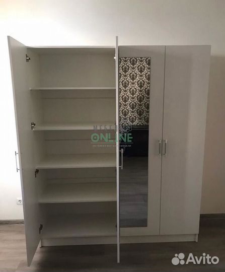 Шкаф распашной