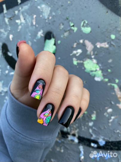 Нужна модель на маникюр